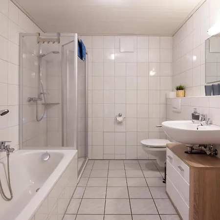 Springhansenhof Apartman *